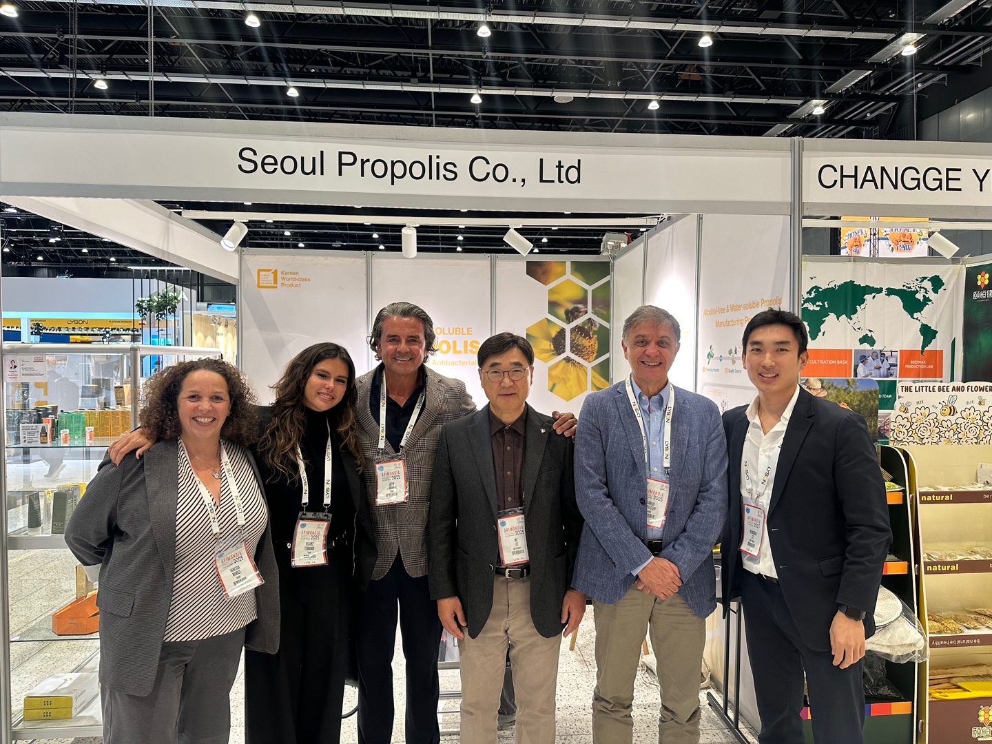 Seoul Propolis Showcases Propolis Technology at APIMONDIA 2025